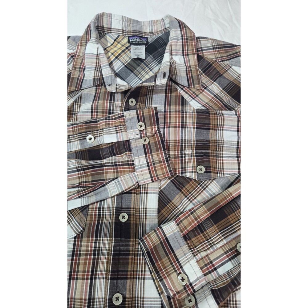 Patagonia Organic Cotton Flannel Beige Tan Plaid Long Sleeve Shirt Size Medium